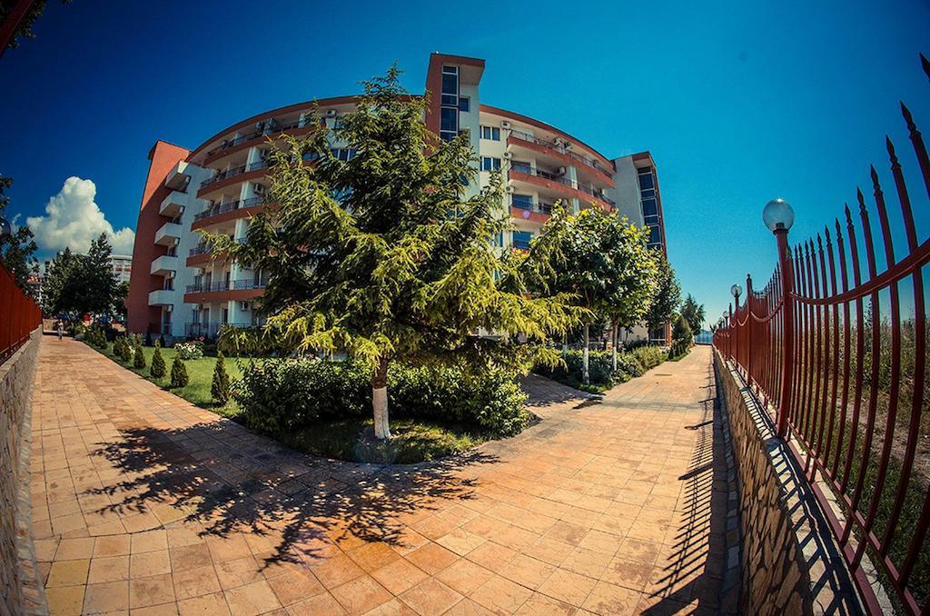 Gt Riviera Fort Beach Apartments Ravda Exterior foto